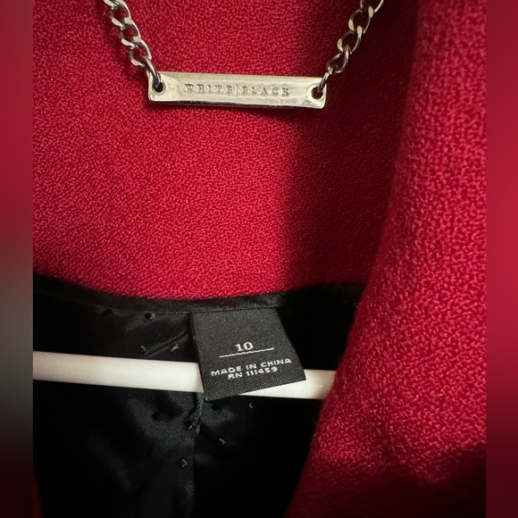 Women’s White House Black Market Red Rosette Lapel Wool Blazer Size 10 - Picture 9 of 10